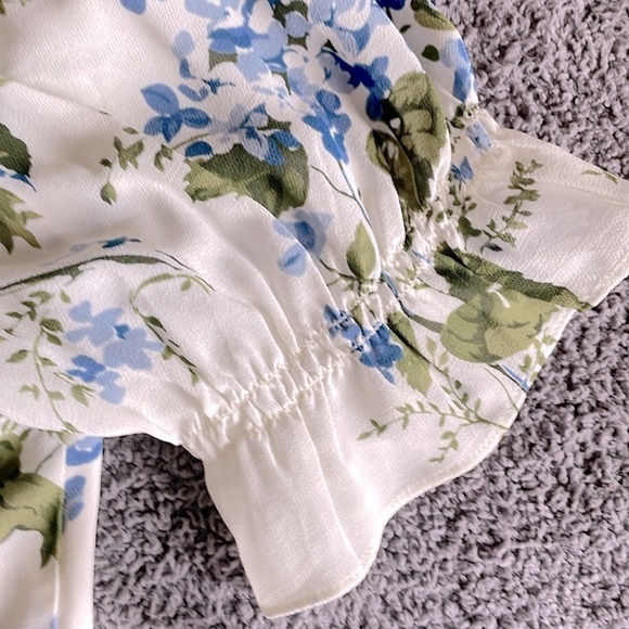 Reformation Constance Top Blue White Floral Puff Sleeve Blouse Size 12 - Picture 11 of 14